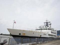 Шпионский корабль РФ пытался  ослепить  британских военных пилотов лазерами — The Telegraph