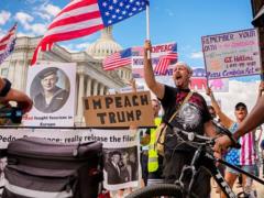 За импичмент Трампа: Вашингтон охватили масштабные акции протеста