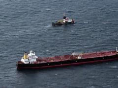 Российская нефть рискует остаться в море из-за санкций США — Bloomberg