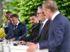 Украинская армия должна сохранить способность защищать суверенитет – канцелярия Мерца после созвона с Зеленским