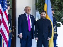 Зеленский заявил, что лично обсудит с Трампом  чувствительные  пункты его  мирного плана 
