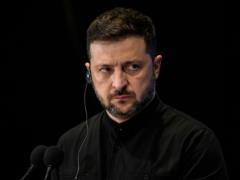 Зеленский ввел санкции против 56 судов, вывозивших украинское зерно из оккупированных портов
