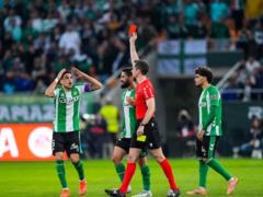 Anthony shook hands with Betis fans for a red card