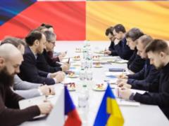 Украина и Чехия согласовали поставки артиллерийских снарядов