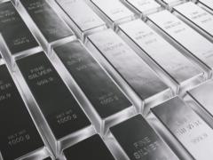 Серебро обновило рекорд после октябрьского пика