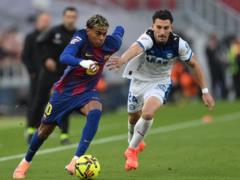 Barcelona beats Alaves and continues the race for leadership