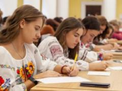 Без русизмов и кальки с канцеляризмов: какой новый проект правописания украинского языка готовит Рада и что не так с предыдущим