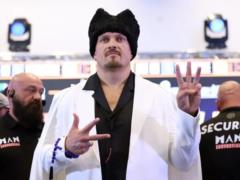 Усик бросил вызов знаменитому американскому боксеру