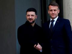Зеленский анонсировал признание украинских водительских прав во Франции
