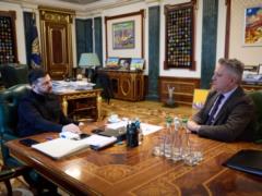 Киев будет укреплять работу с партнерами - Зеленский