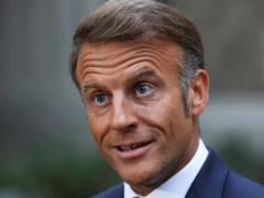 Макрон прокомментировал предупреждения в СМИ о предательстве Зеленского со стороны США