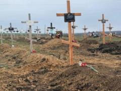 В Изюме перезахоронили 449 человек, которые погибли во время оккупации