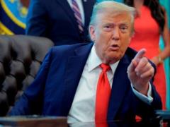 Трамп запретил въезд в США для граждан ряда стран