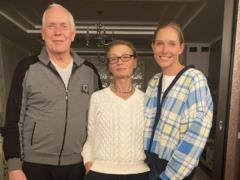 Осадчая показала фото со свадьбы своих родителей