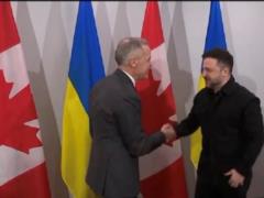 Зеленский прибыл в Канаду