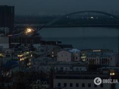 Графики только для правого берега: как будут выключать свет в Киеве 30 декабря