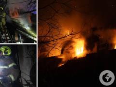 В Киеве пожар в частном доме унес жизнь мужчины. Подробности, фото и видео