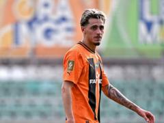 The grandee of Portuguese football monitors the player of the Ukrainian club
