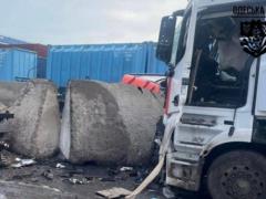 Россия атаковала порты Черноморск и Пивденный