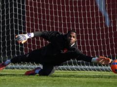 Milan checks Maignan s decision for new contract