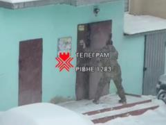 В Ровенской области сотрудники ТЦК применили перцовый балончик к 15-летней девушке: подробности