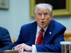Трамп прокомментировал захват танкера Bella 1: забираем нефть на огромные суммы