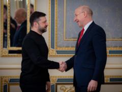 Президент обсудил с главой Минобороны Британии ПВО и гарантии безопасности