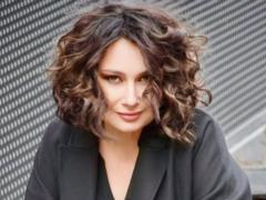 Мозговая поздравила старшую дочь с 32-летием и сделала редкий комментарий о ее отце