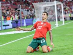 Barcelona re-announced Cancelo s move