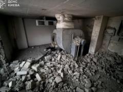 В Киеве обломки БПЛА упали на жилой дом