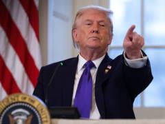Трамп колеблется по поводу масштабной операции в Иране из-за риска эскалации, - СМИ