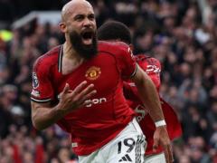 Manchester United breaks Manchester City s winless streak at the Mancunian Derby