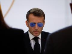 Макрон жестко ответил на угрозы Трампа по поводу пошлин за Гренландию