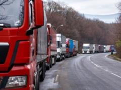 На границе с Польшей приостановили оформление грузовиков