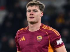 Romy s striker was noticed in many clubs throughout Europe