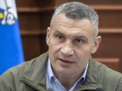 Преимущественно в Голосеевском районе: Кличко сказал, сколько домов в Киеве осталось подключить к теплу.