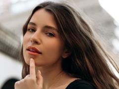 Кристина Соловий отметила 33-летие в дерзком образе с леопардовым принтом
