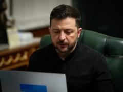 Российская угроза: Зеленский призывает ЕС сформировать общую армию численностью три миллиона солдат