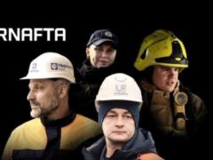 На АЗС Ukrnafta кофе и хот-доги сделали бесплатными для энергетиков, аварийных служб, ГСЧС и полиции