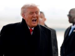 Трамп похвалился своими  365 победами  за год