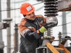 Большая часть областей Украины аварийно обесточена