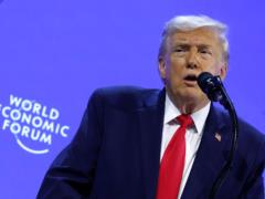 Трамп верит, что Зеленский и Путин стремятся к миру, и назвал выживание украинцев без отопления  удивительным 