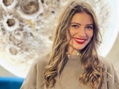 Дарья Петрожицкая показала редкие кадры с сестрой