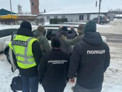 В Хмельницкой области задержан вымогатель, терроризировавший семью военного