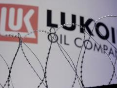 В России частично сняли запрет на экспорт бензина