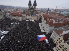 В Праге прошел масштабный митинг в поддержку президента