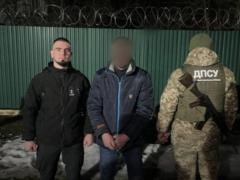 На границе задержали беглого насильника в день суда по его делу