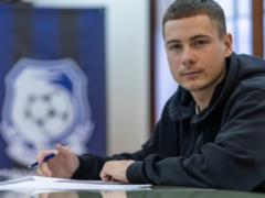 Farasienko became a citizen of Chornomorets