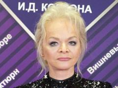 В сеть слили запись разговора Ларисы Долиной с  украинскими мошенниками : за компромат требуют $11 тысяч