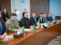 Украина, Россия и США завершили второй раунд переговоров в Абу-Даби